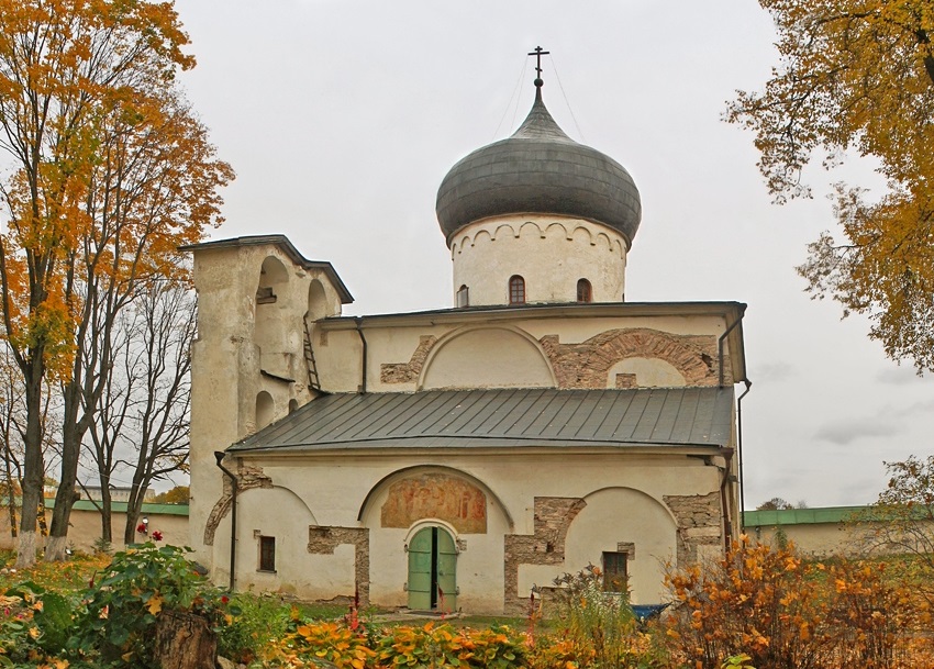 Спасо-Преображенский Собор Мирожского монастыря _фото.jpg Спасо-Преображенский Собор Мирожского монастыря _фото.jpg